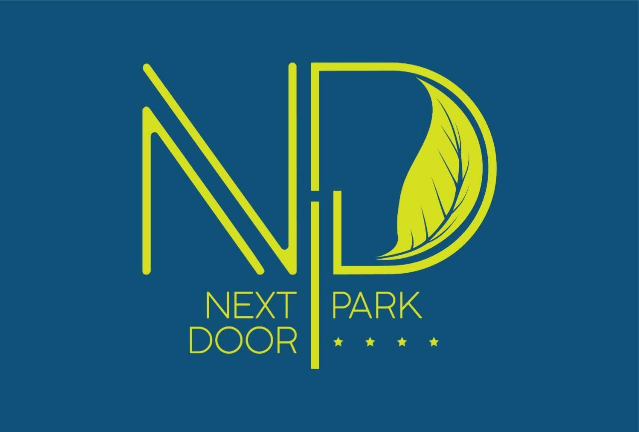 Next Door Park 4*